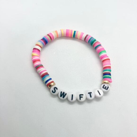 Taylor Swift Love Story Friendship Bracelets - Picture 5 of 8